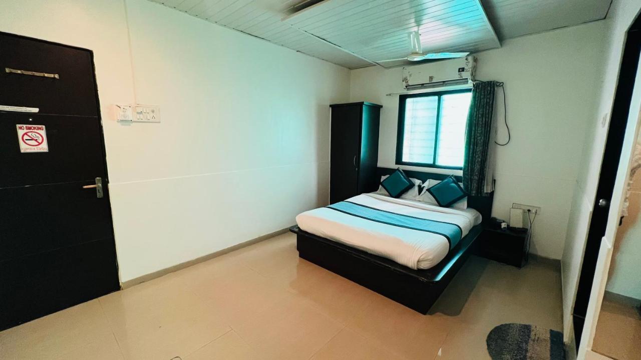 Farm House Residency Vasai Esterno foto