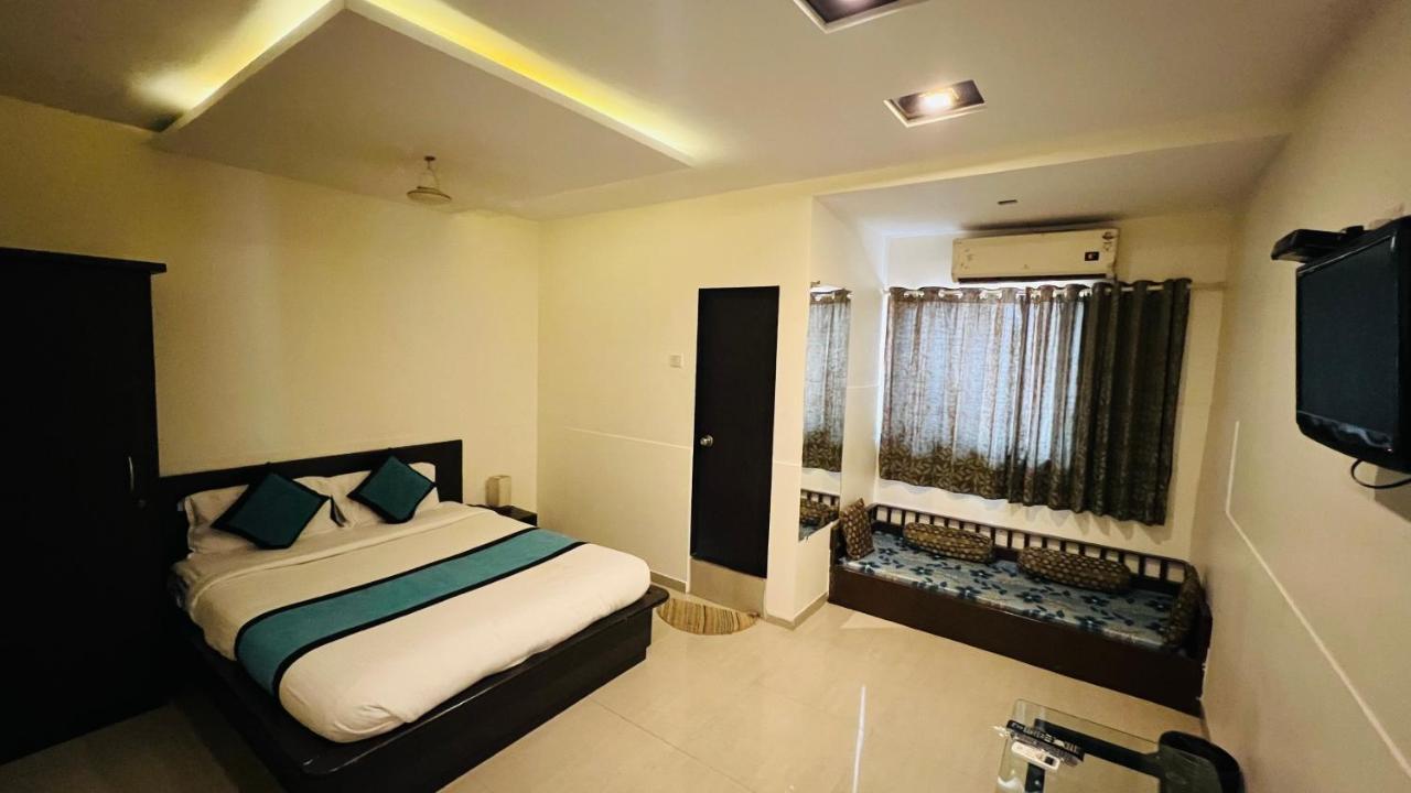 Farm House Residency Vasai Esterno foto